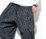 2025年 10月 1 日  XZ220-2 # AK39    花紋束腳褲