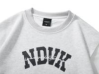 2025年 04月 1 日  BJD#25015   假兩件英文字Tee JJ